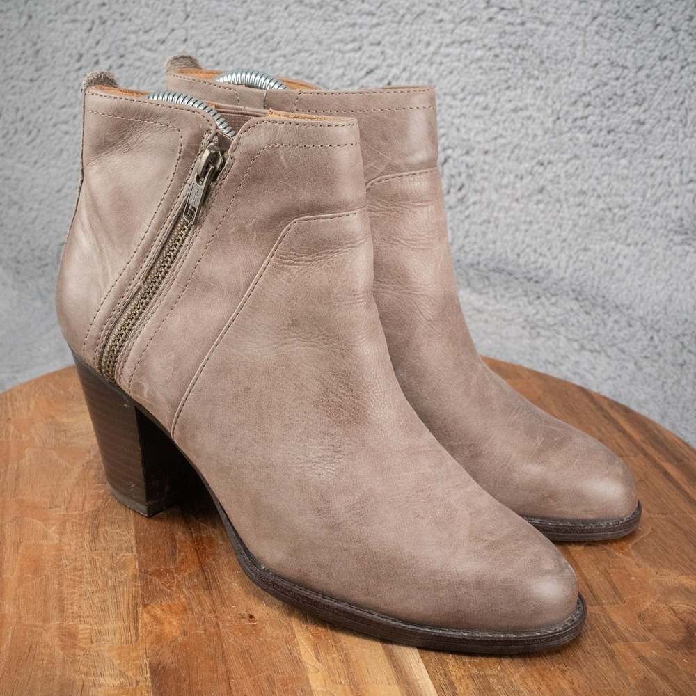 Sofft West Boots In Grey (taupe) Cow Wales Ankle Boot Women's 7‎ M
